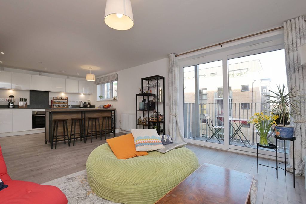 Property photo 2 of 30