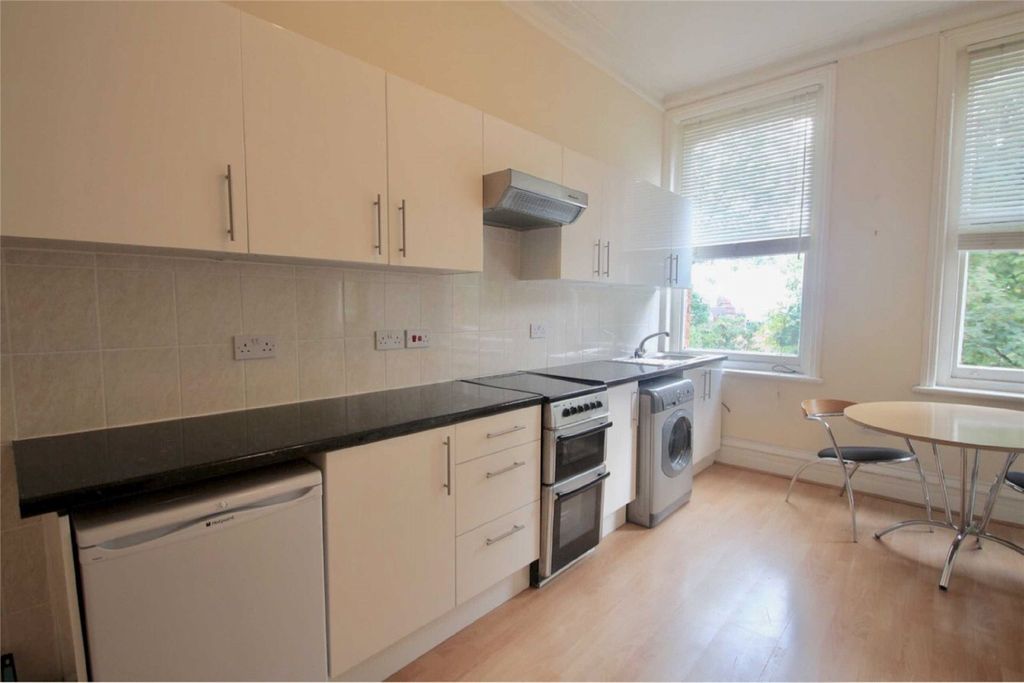 Property photo 2 of 4 Photo