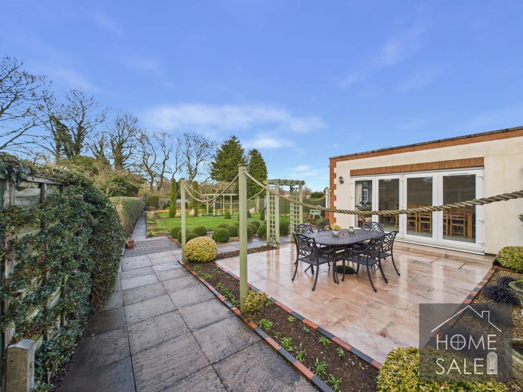 Property photo 3 of 21