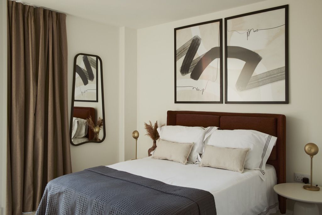 Property photo 3 of 13 Bedroom