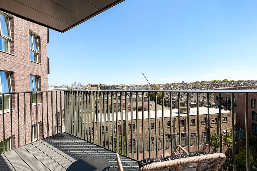 Property photo 2 of 24