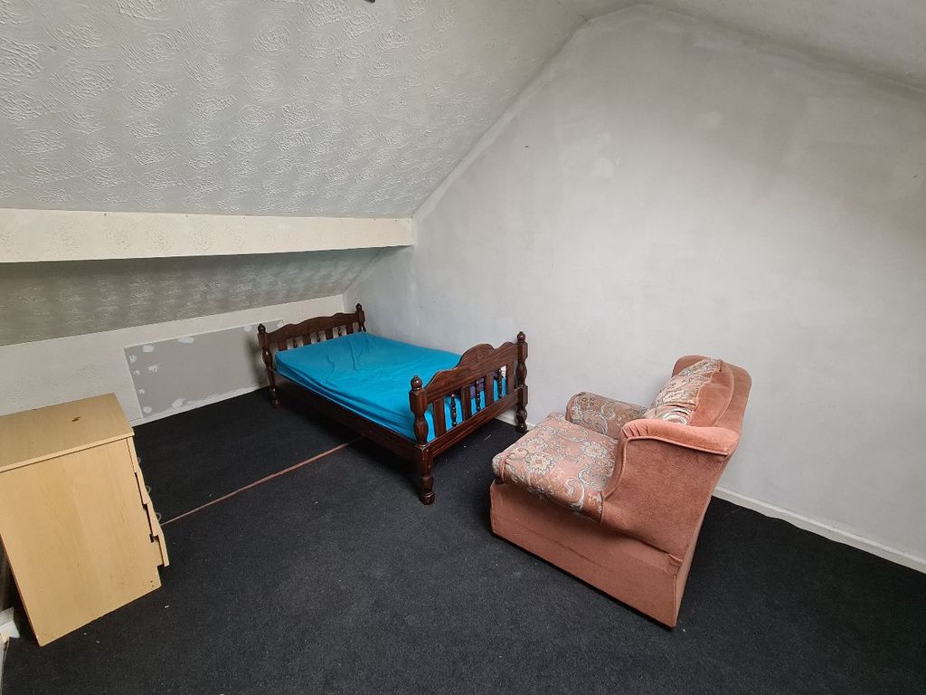 Property photo 2 of 2