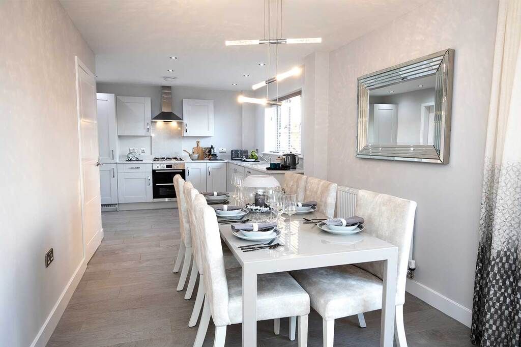 Property photo 3 of 11 Typical Interior