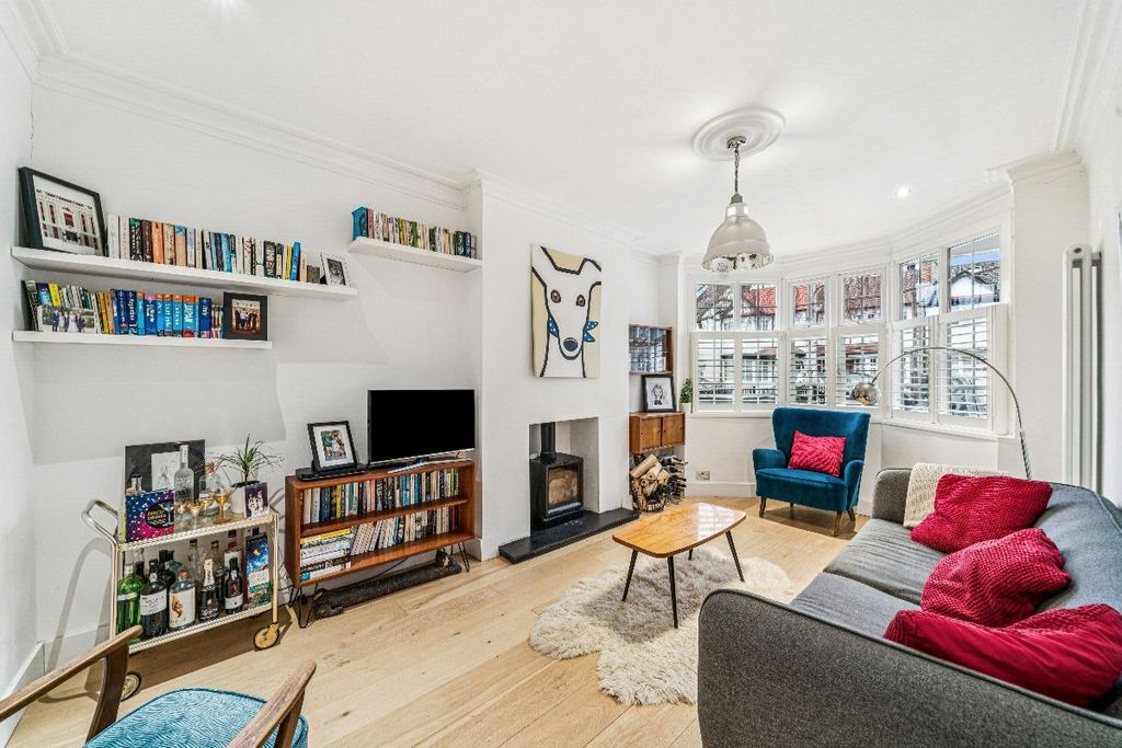 Property photo 2 of 16