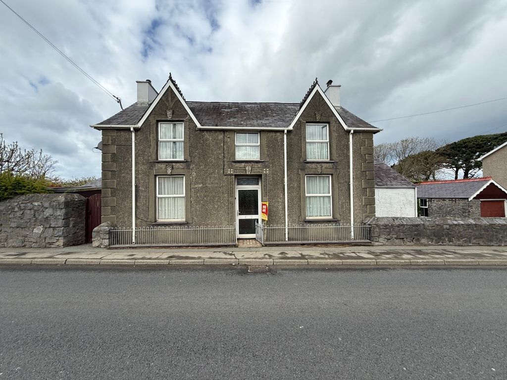 Property photo 1 of 32