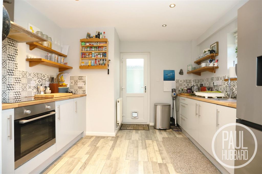 Property photo 2 of 21 Img_1107.Jpg