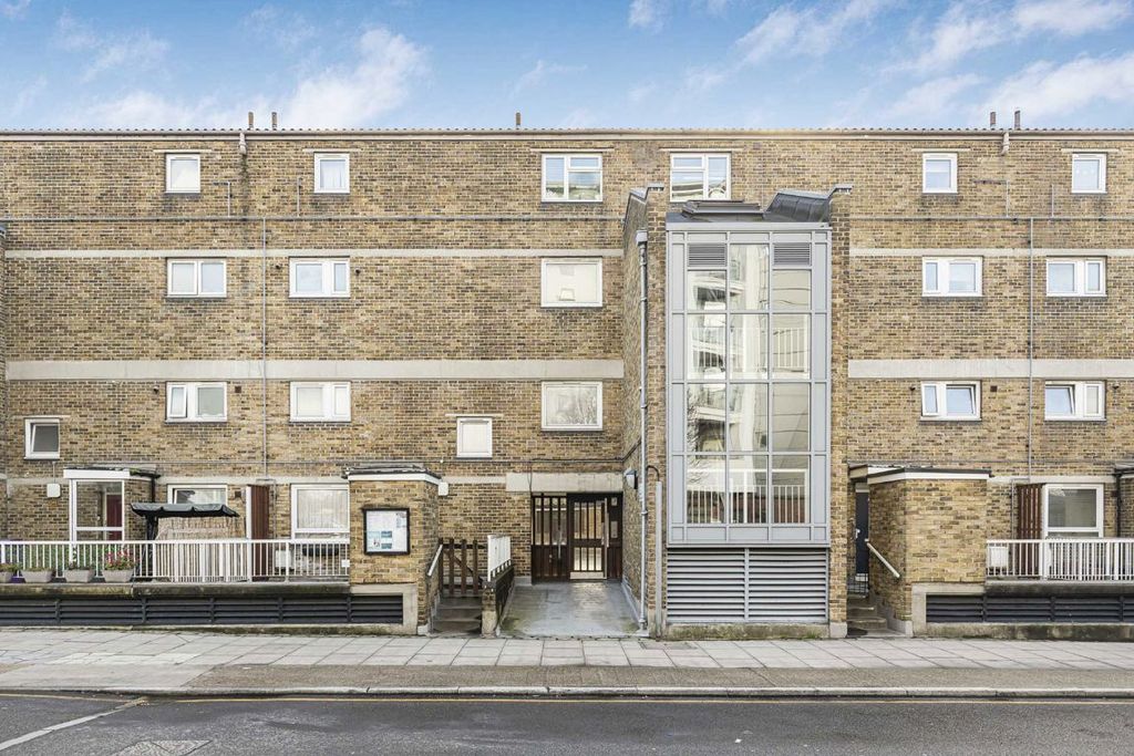 Property photo 1 of 7