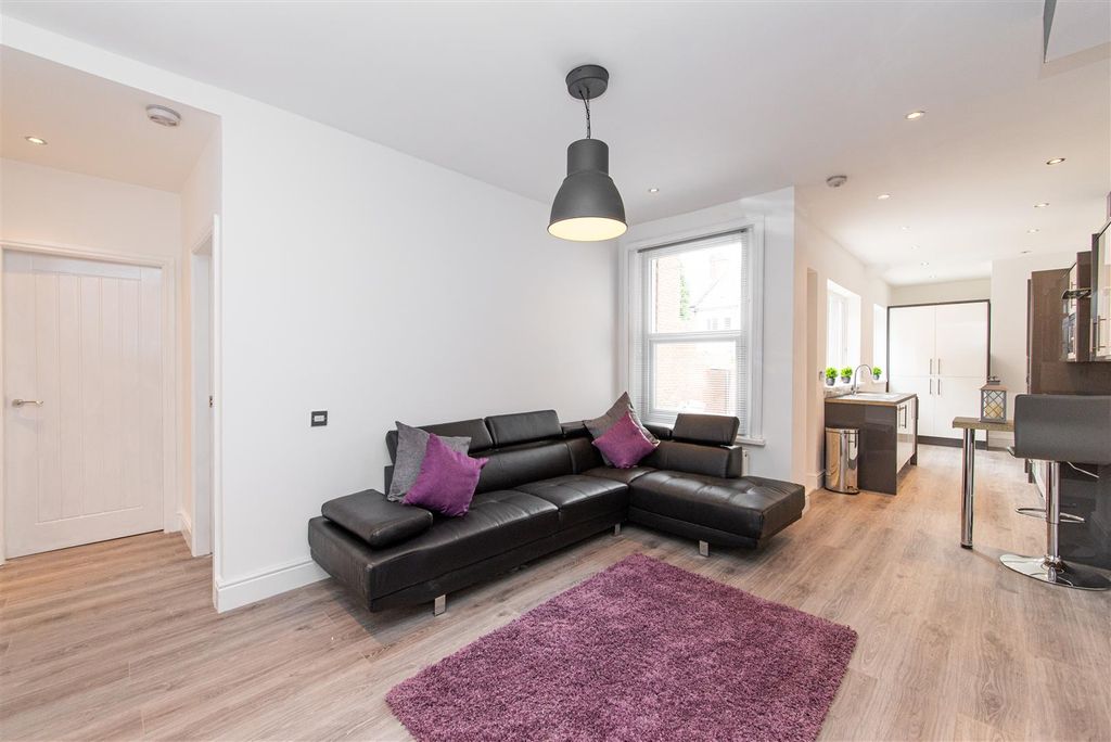 Property photo 2 of 9 Edit-1476.Jpg