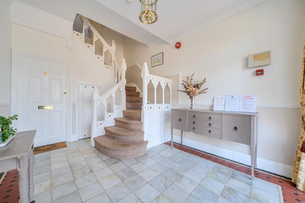 Property photo 2 of 12 1-699F509008922-1409433-9-699Eee490878A-1.Jpg