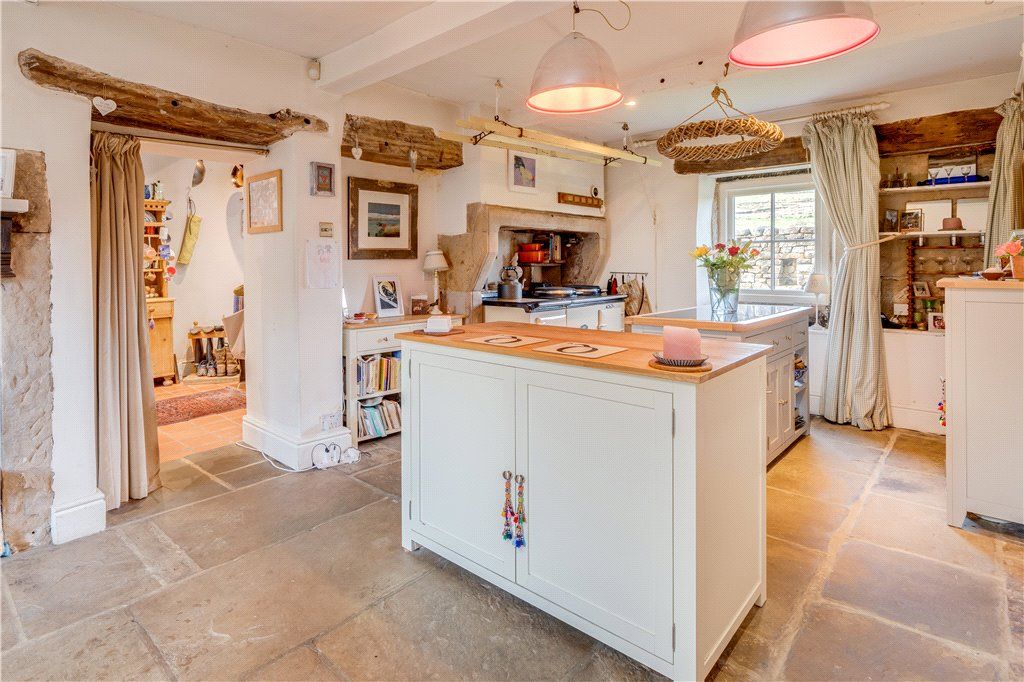 Property photo 2 of 38 Kitchen
