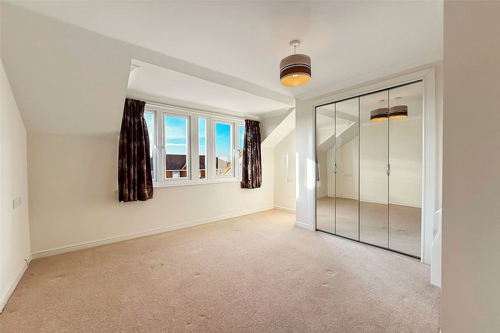 Property photo 3 of 14 Picture No. 29