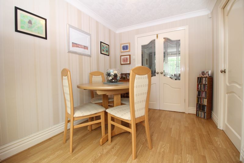 Property photo 3 of 17 Photo 13