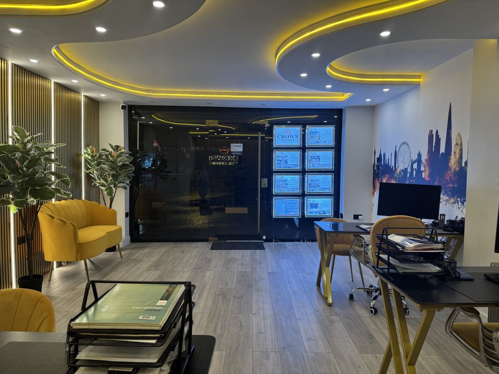 Property photo 2 of 25