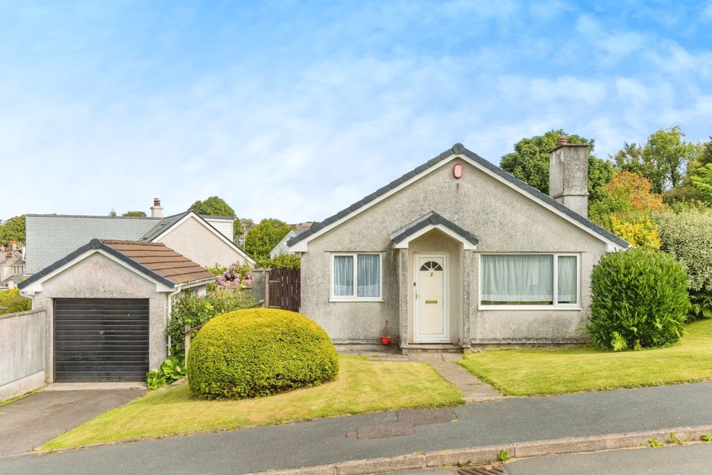 Property photo 1 of 17 Front Elevation