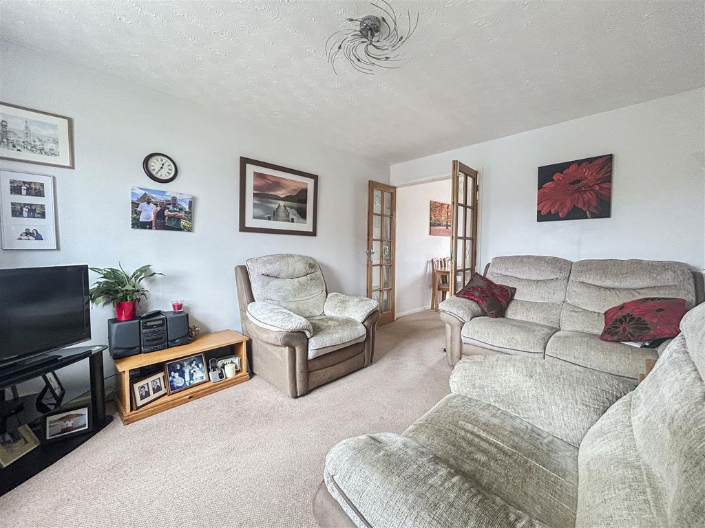 Property photo 3 of 16 Img_1130.Jpg