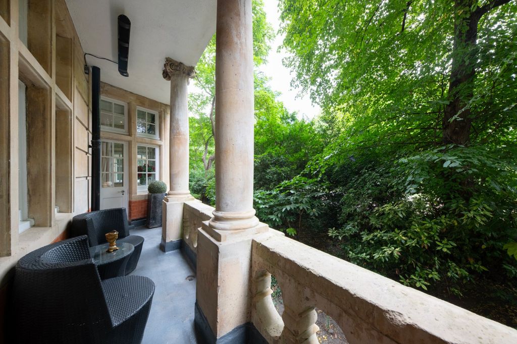 Property photo 3 of 12 Balcony
