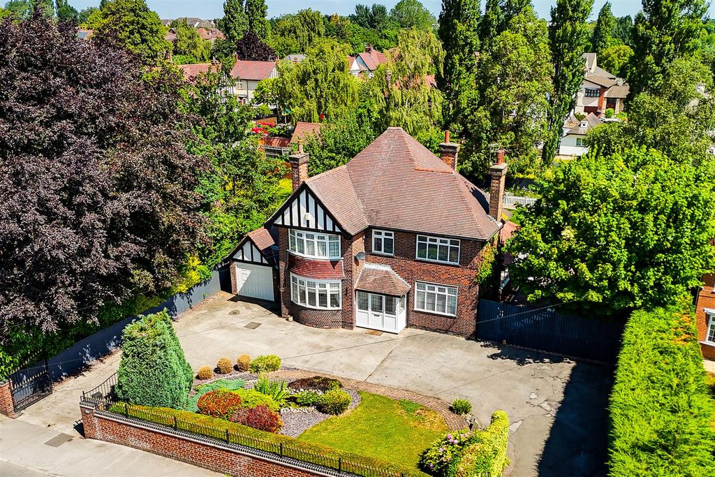 Property photo 1 of 38 Dji_20250708113018_0816_D-Dji_20250708113018_0820_