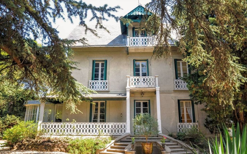 Property photo 2 of 10