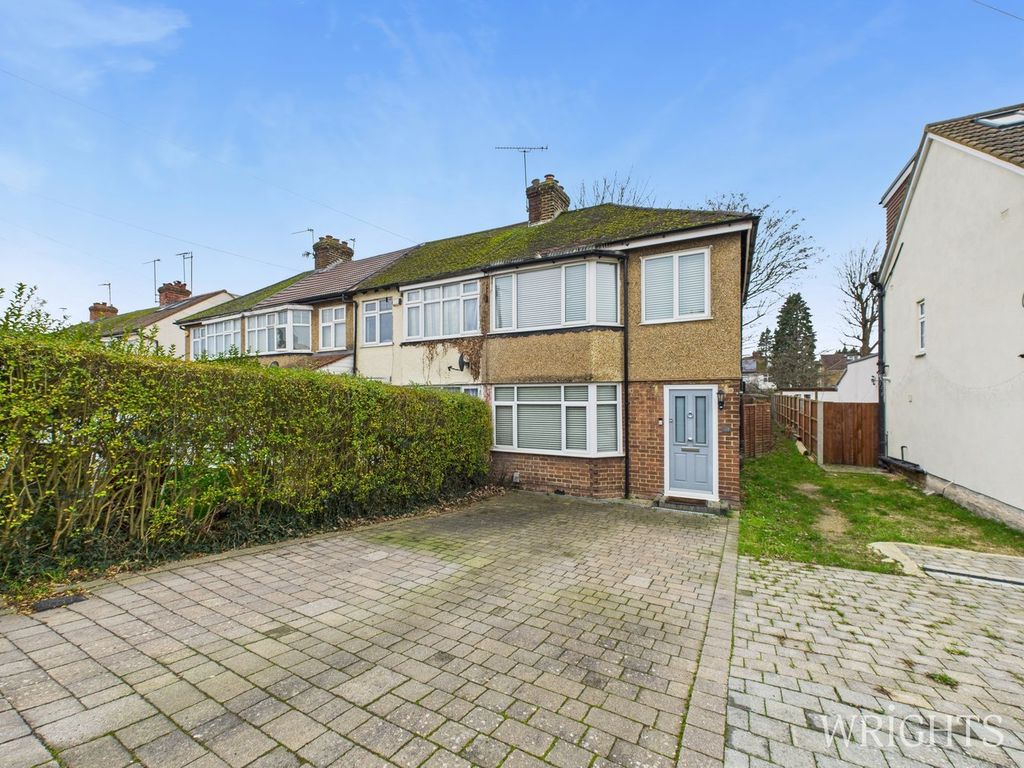 Property photo 1 of 11 Front View