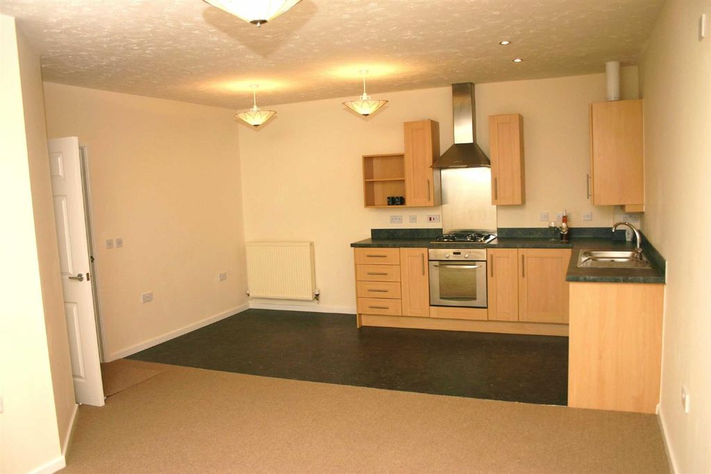 Property photo 2 of 6