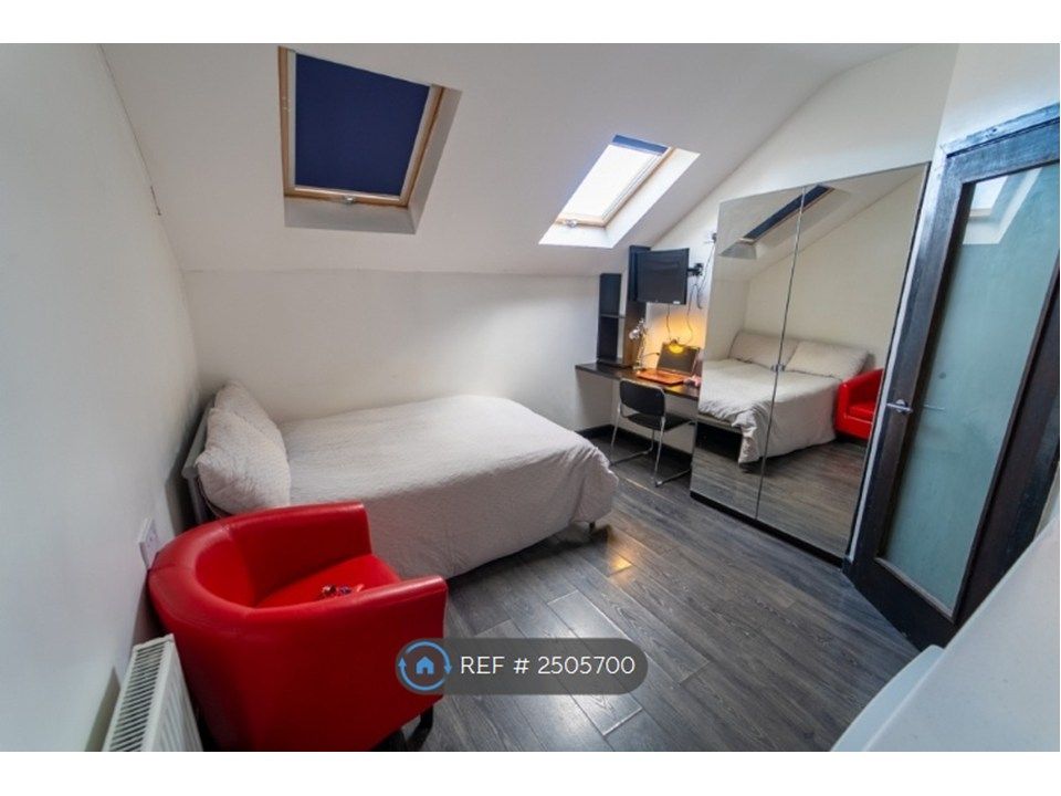 Property photo 2 of 4
