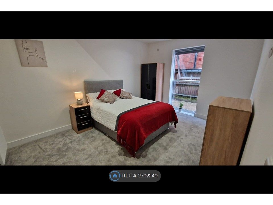 Property photo 1 of 2