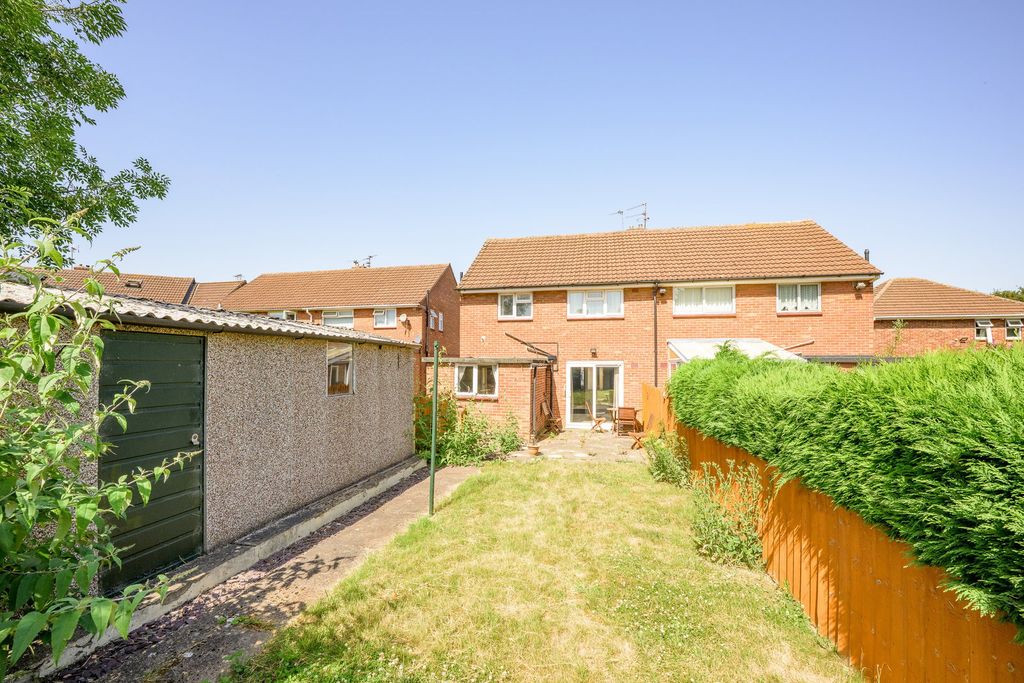 Property photo 2 of 22