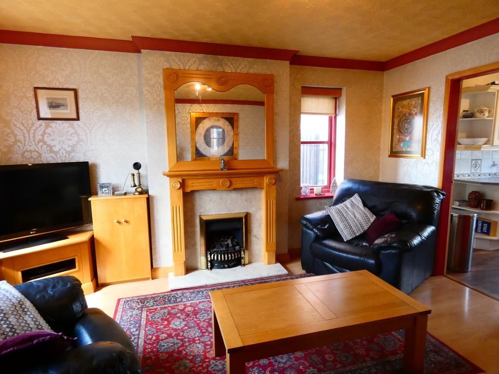 Property photo 2 of 13 Lounge