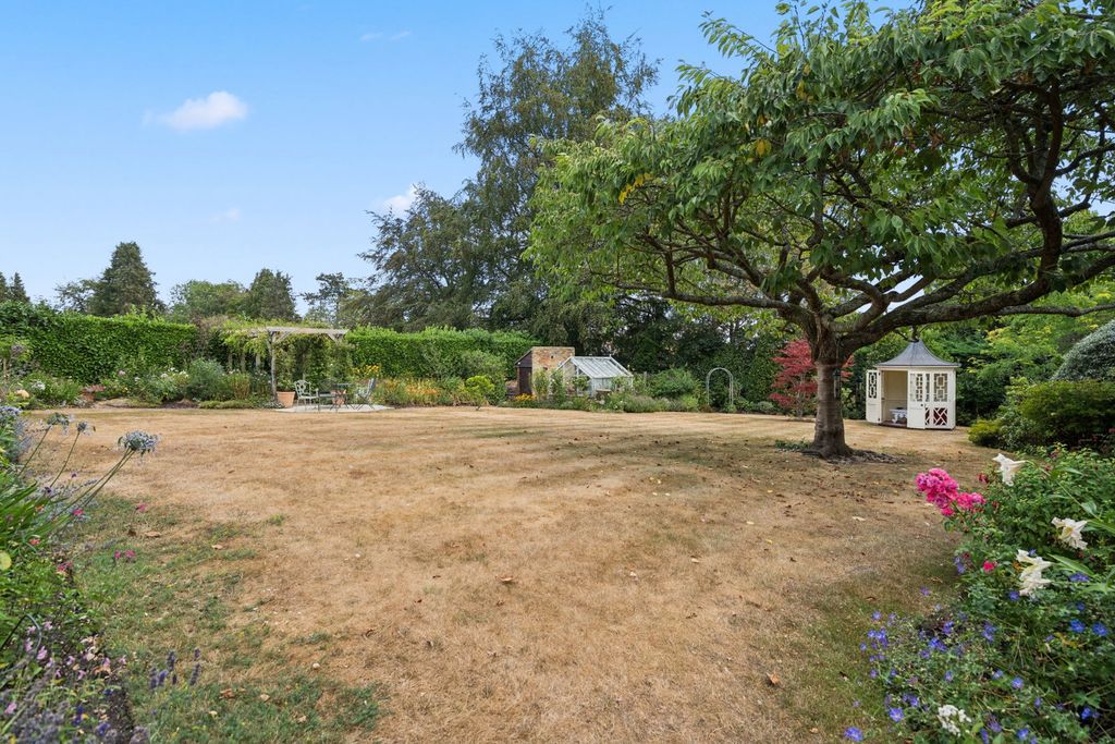 Property photo 3 of 28