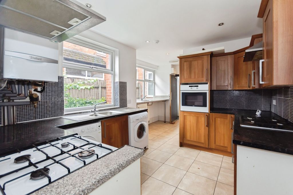Property photo 3 of 25 Pbox-Img.Jpg