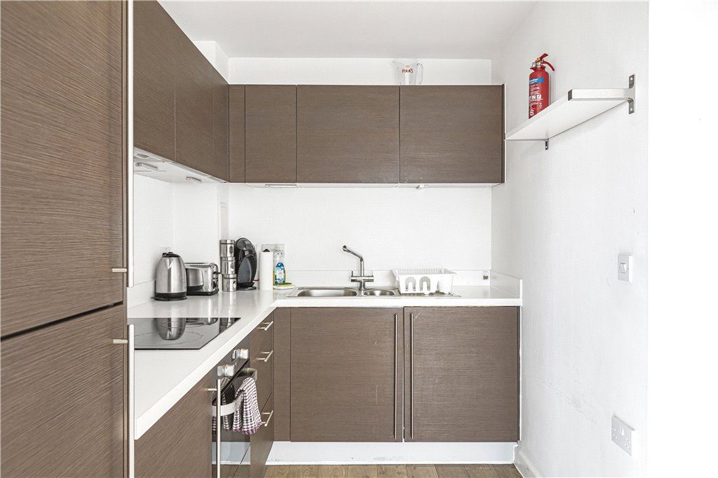 Property photo 2 of 22 Kitchen