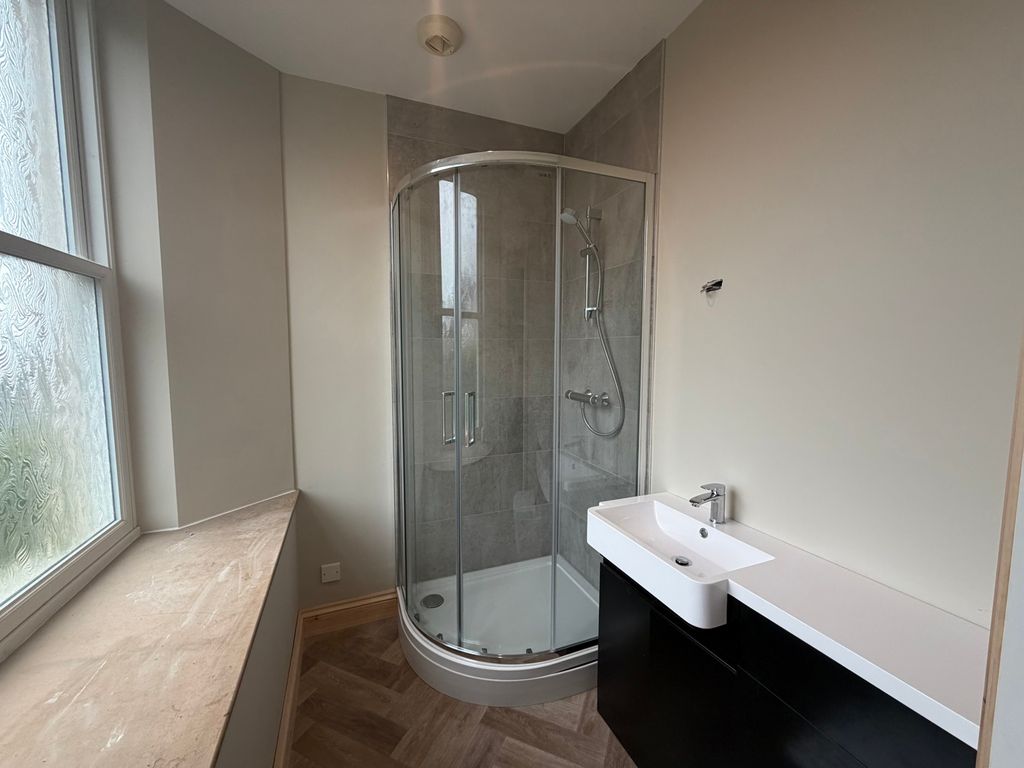 Additional image 6 of 2 bed flat for saleFlat 12A Mansion House, Bryn Y Mor, Narberth Road, Tenby, Pembrokeshire SA70