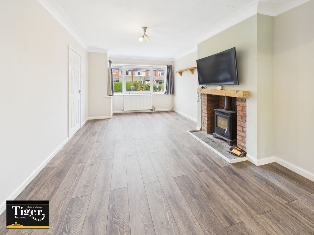 Property photo 3 of 21 Cam02176G0-Pr0749-Still001