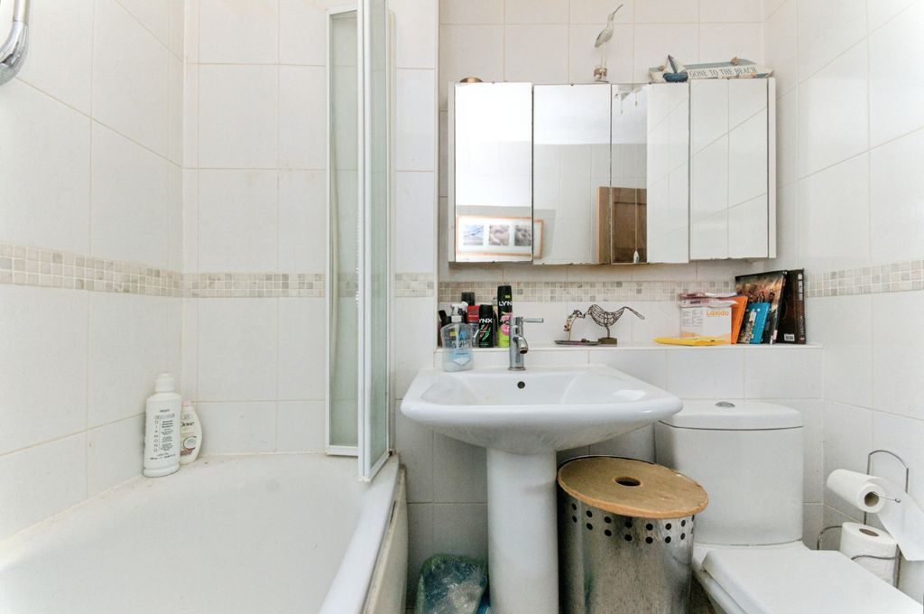 Additional image 26 of 2 bed flat for saleRoyal Parade, Eastbourne BN22