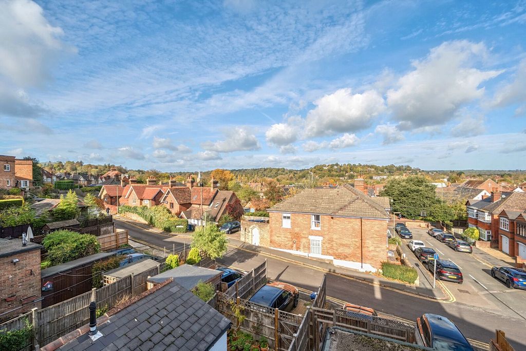 Property photo 2 of 21 Picture No. 17