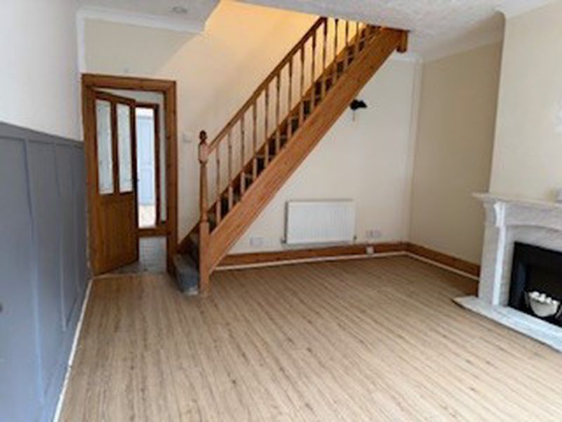 Property photo 3 of 9 Photo 2