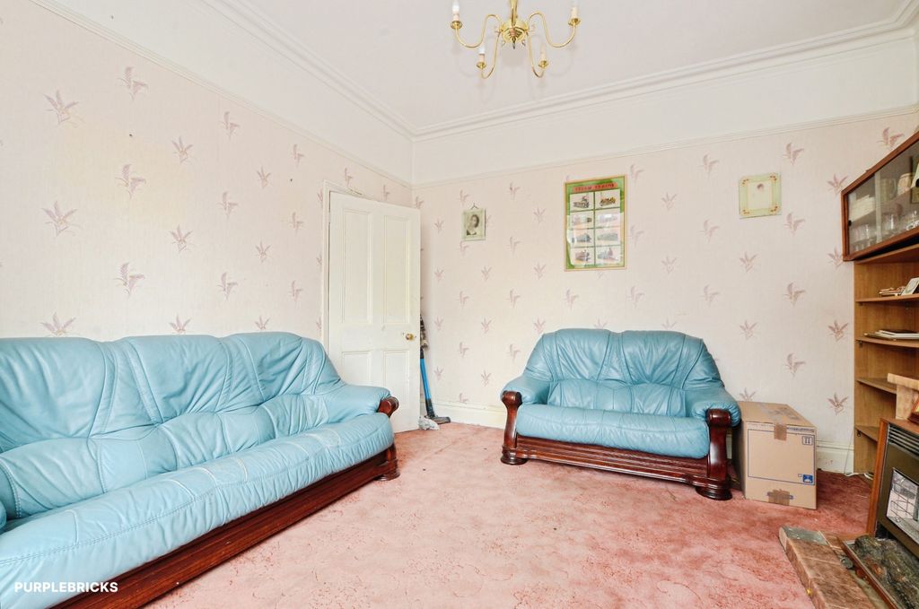 Property photo 3 of 20 Reception Room