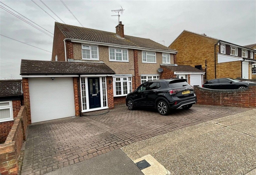 Property photo 1 of 9 Front