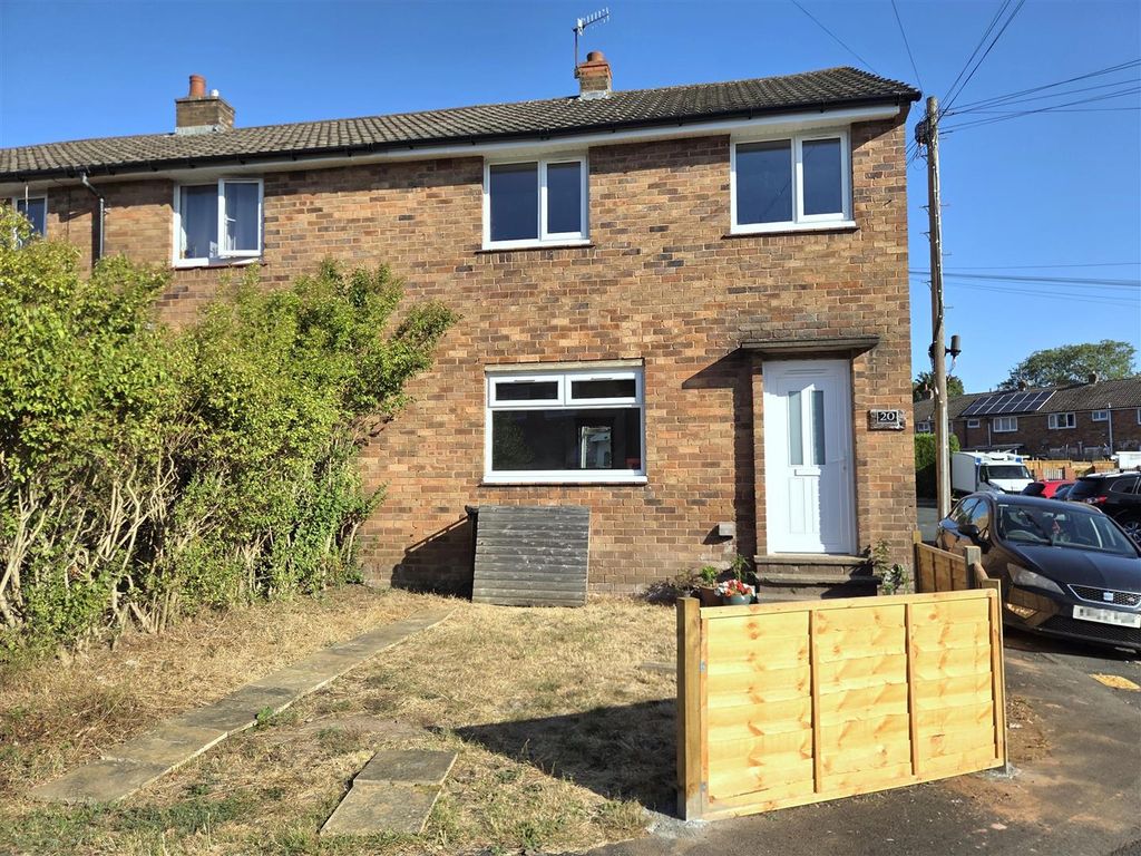 Property photo 1 of 10 20Yarf.Jpg