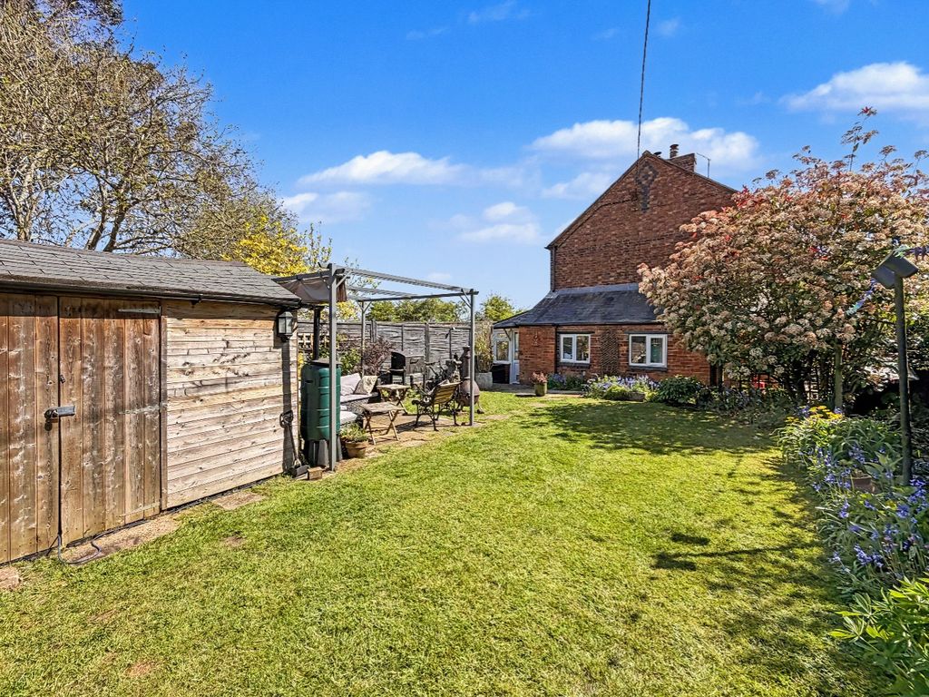 Property photo 3 of 46 5046979
