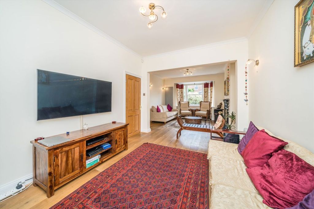 Property photo 2 of 7