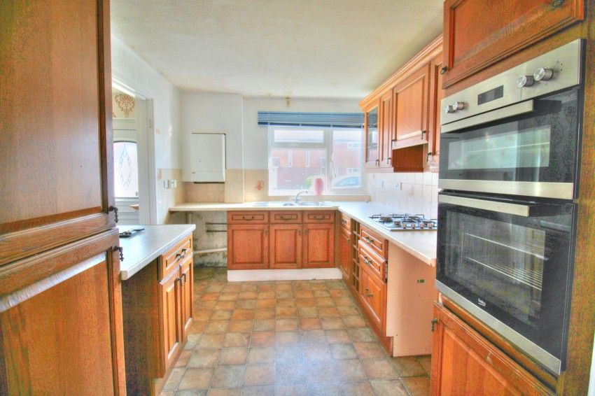 Property photo 2 of 13