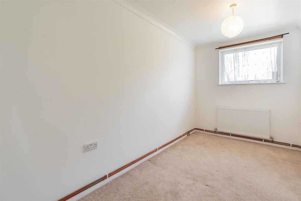 Additional image 14 of 3 bed terraced house for salePorchester Close, Hartley, Longfield DA3