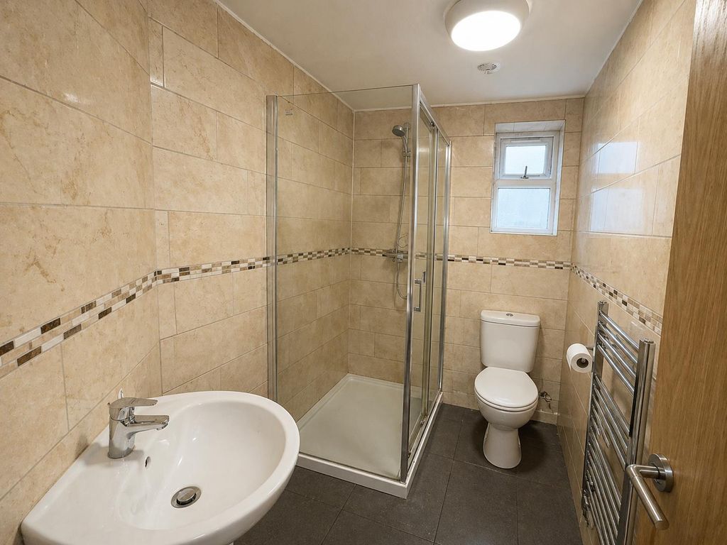 Property photo 3 of 5 Image