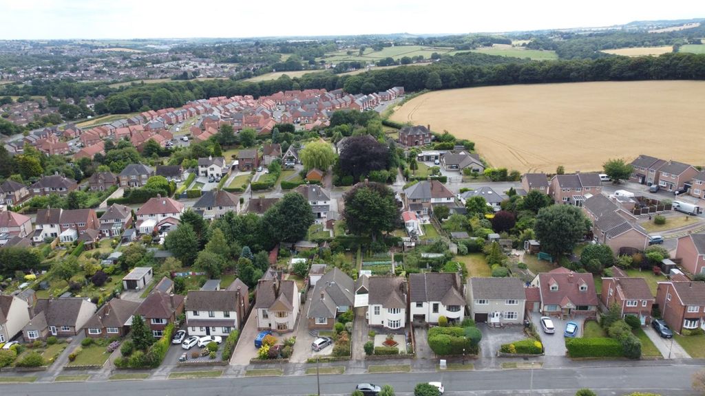 Property photo 2 of 20 Drone 02.Jpg