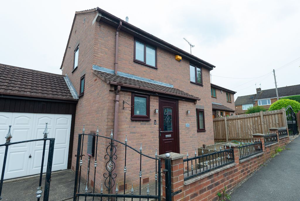 Property photo 1 of 26