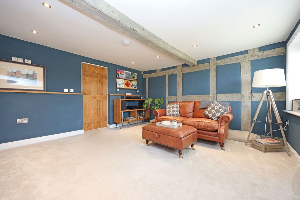 Property photo 3 of 30