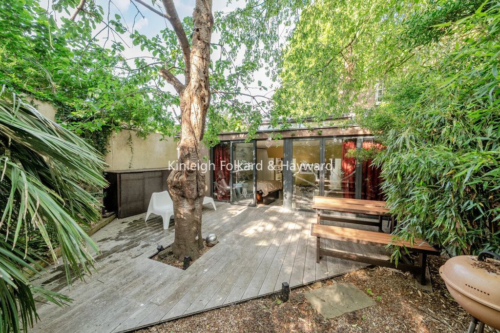 Property photo 3 of 25 Picture No. 09