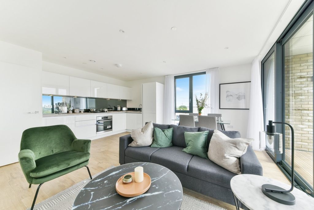 Property photo 1 of 14 Living Area