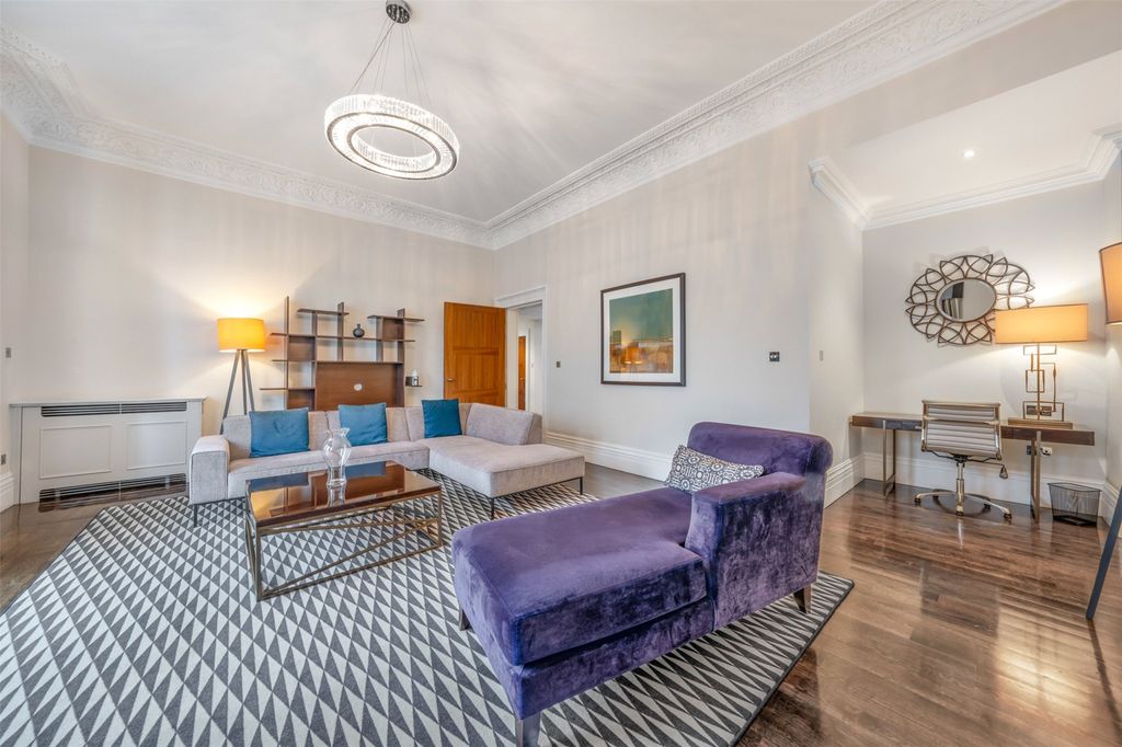 Property photo 1 of 22 Picture No. 03